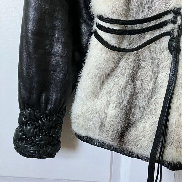 Biogonti View Black  Leather & Fur Jacket Y2K Style Winter Coat Glamorous Short - Picture 3 of 9